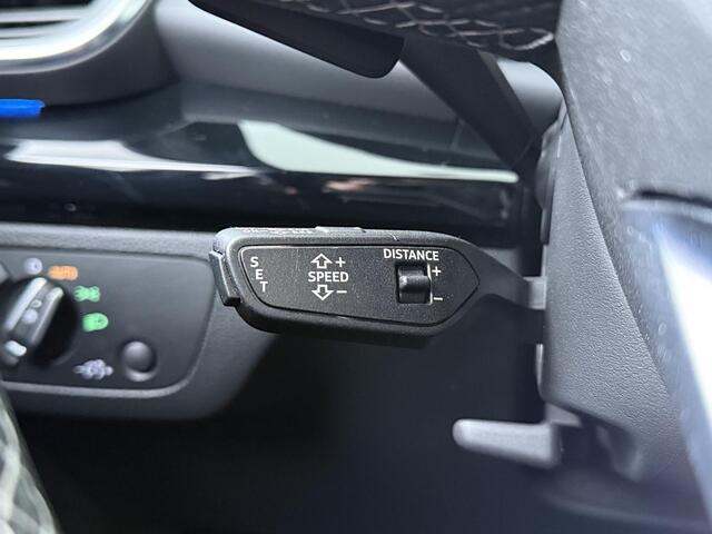 Audi Q5 55 TFSI e S edition | 367 PK | SoH 89% | Trekhaak wegklapbaar | Panoramadak | Luchtvering | Adaptive cruise control | Matrix LED koplampen |