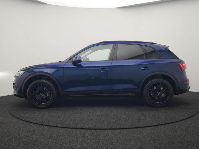 Audi Q5 50 TFSI e quattro Advanced edition PHEV 300pk Dealer O.H | Adaptive Cruise | Camera | BLIS | Apple Carplay | Alcantara Sportstoelen Verwarmd | Sfeerverlichting | Navigatie | Virtual | DAB | Plug In Hybrid |