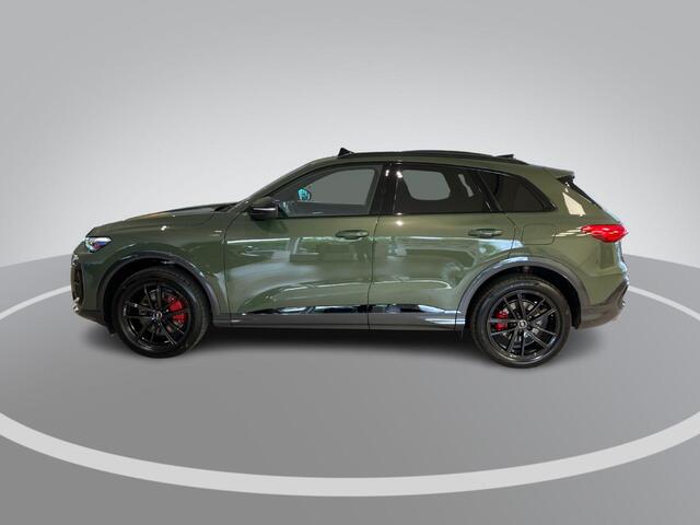 Audi Q5 S Line 299PK e-hybrid quattro · Panoramadak · 360°Camera · Trekhaak Drive select · Garantie t/m 18-03-2031 of 100000km.
