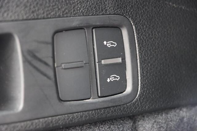 Audi Q5 50 TFSI e S edition Competition 300pk S Tronic