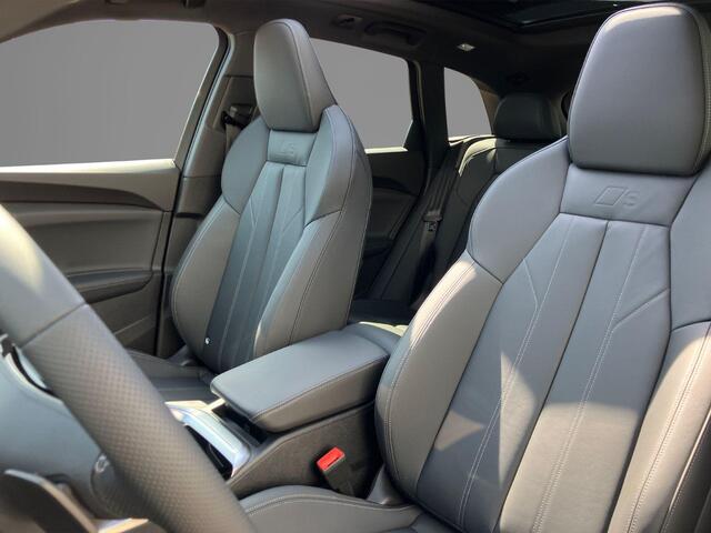 Audi Q5 2.0TFSIe-hybrid 220kW/299PK quattro S Line · Panoramadak · Leder · 360gr Camera · Drive select · Trekhaak · Garantie t/m 21-05-2030 of 120000km