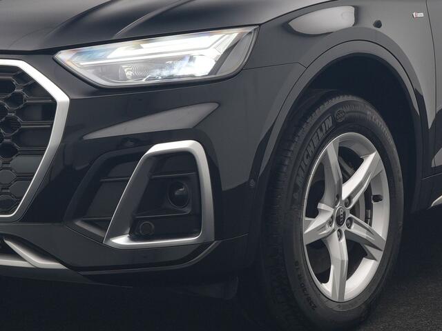 Audi Q5 55 TFSI e S Line PHEV 367pk Dealer O.H. | Alcantara Sportstoelen Massage & Verwarmd | 360 Camera | Bang & Olufsen Audio | Keyless | Navigatie | Virtual | DAB | Cruise Control | Plug In Hybrid |