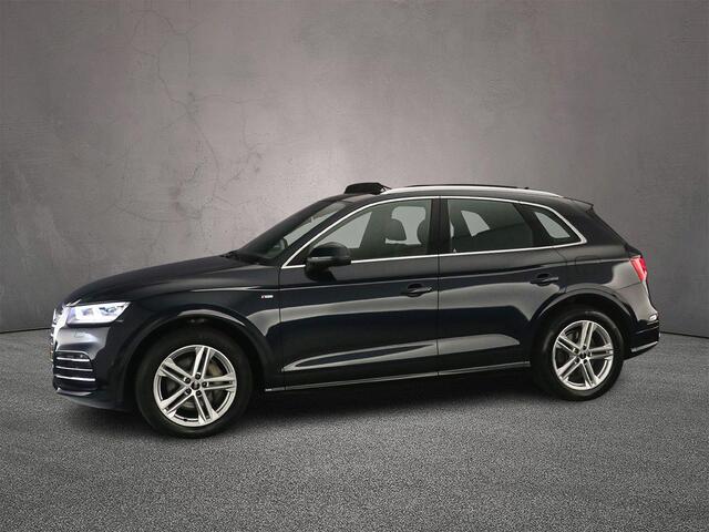 Audi Q5 50 TFSI e quattro S edition | Luchtvering | Achteruitrijcamera | Elektrische achterklep | Cruise Control | Panoramadak