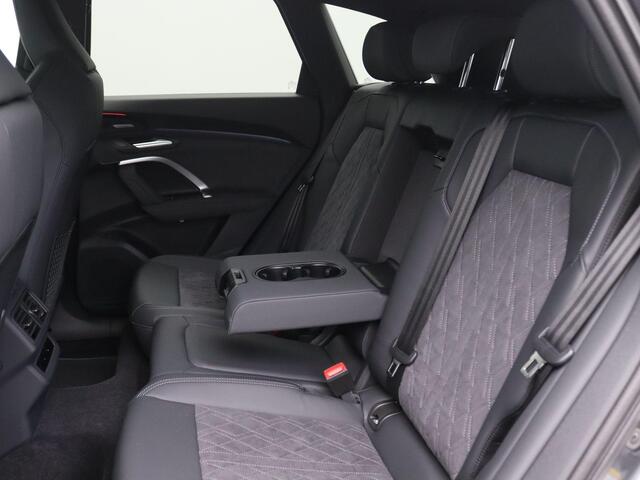 Audi Q5 2.0 TFSI e-hybrid quattro S edition Competition Scherm passagier, head-up, panoramadak, Trekhaak, S-Line, Memorystoel, 21" LM Velgen, Side Assist, Keyless, Elektr. Achterklep, Head-Up Display
