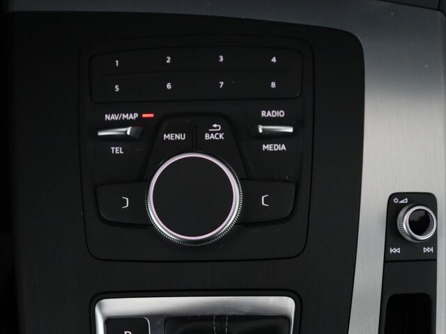 Audi Q5 55 TFSI e quattro Competition | 85,1% | Leder | Sfeerverlichting | Cruise control | Navigatie | 3 zone klimaat | Drive select | PHEV