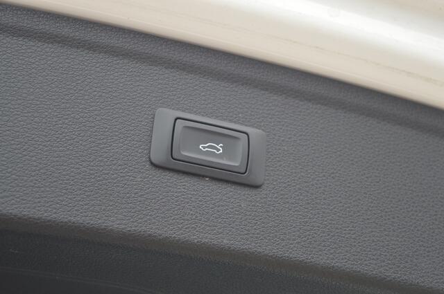Audi Q5 50 TFSI e S-Line | HYBRID - PANODAK