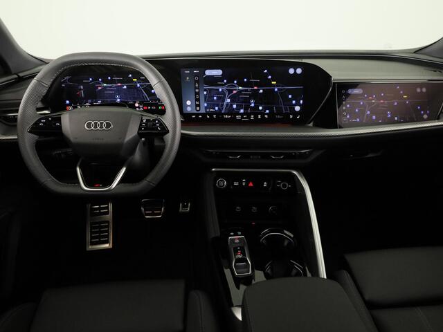 Audi Q5 S edition Competition e-hybrid 367 pk | MMI experience plus met B&O | Trekhaak, elektr. wegklapbaar | Panorama-glasdak | MMI bijrijdersdisplay |