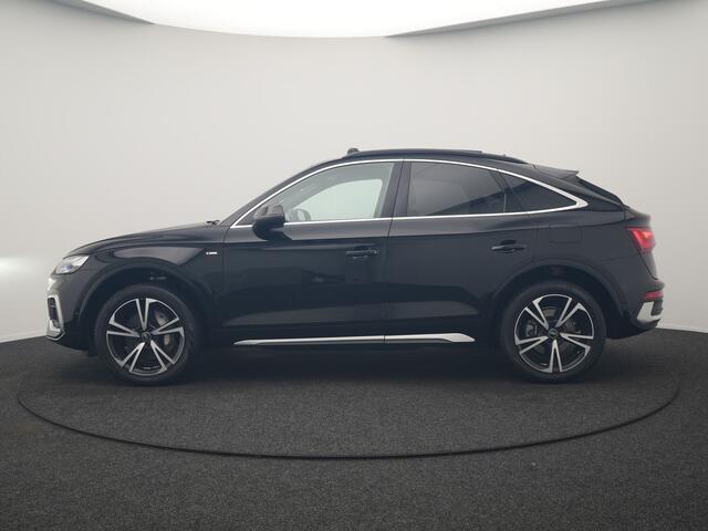 Audi Q5 Sportback 50 TFSI e 2x S Line PHEV 300pk Dealer O.H. | Trekhaak Af Fabriek | Panodak | 360 Camera | Matrix LED | Lederen Sportstoelen Verwarmd | Sfeerverlichting | Cruise Control | Navigatie | DAB | 20"L.M | Plug In Hybrid |