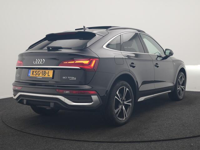 Audi Q5 Sportback 50 TFSI e 2x S Line PHEV 300pk Dealer O.H. | Trekhaak Af Fabriek | Panodak | 360 Camera | Matrix LED | Lederen Sportstoelen Verwarmd | Sfeerverlichting | Cruise Control | Navigatie | DAB | 20"L.M | Plug In Hybrid |