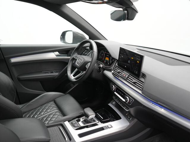 Audi Q5 Sportback 50 TFSI e 2x S Line PHEV 300pk Dealer O.H. | Trekhaak Af Fabriek | Panodak | 360 Camera | Matrix LED | Lederen Sportstoelen Verwarmd | Sfeerverlichting | Cruise Control | Navigatie | DAB | 20"L.M | Plug In Hybrid |