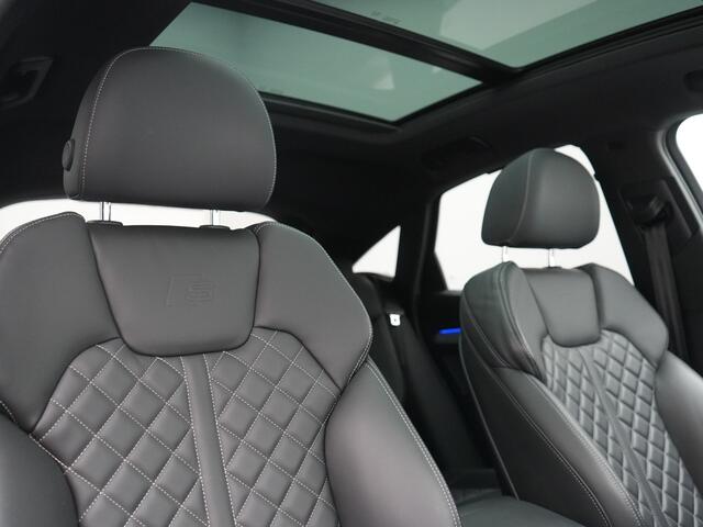 Audi Q5 Sportback 50 TFSI e 2x S Line PHEV 300pk Dealer O.H. | Trekhaak Af Fabriek | Panodak | 360 Camera | Matrix LED | Lederen Sportstoelen Verwarmd | Sfeerverlichting | Cruise Control | Navigatie | DAB | 20"L.M | Plug In Hybrid |