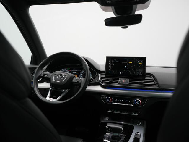 Audi Q5 Sportback 50 TFSI e 2x S Line PHEV 300pk Dealer O.H. | Trekhaak Af Fabriek | Panodak | 360 Camera | Matrix LED | Lederen Sportstoelen Verwarmd | Sfeerverlichting | Cruise Control | Navigatie | DAB | 20"L.M | Plug In Hybrid |