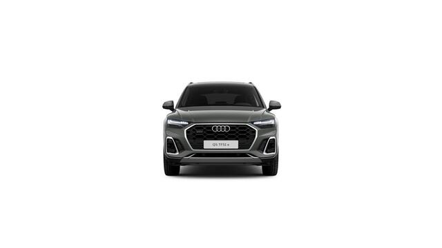 Audi Q5 50 TFSI e S edition | 299 PK | SoH 100% | Trekhaak | Panoramadak | Matrix LED koplampen | Virtual cockpit | Achteruitrijcamera |