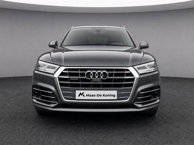 Audi Q5 50 TFSI e quattro S edition · Trekhaak · Adaptive Cruise Control · Apple/Android Car Play · Dodehoeksensoren · Stoelverwarming · Drive select · 360°Camera + Parkeersensoren ·