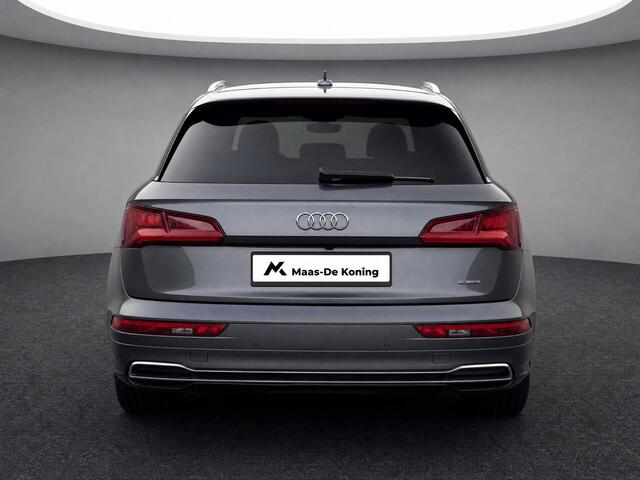 Audi Q5 50 TFSI e quattro S edition · Trekhaak · Adaptive Cruise Control · Apple/Android Car Play · Dodehoeksensoren · Stoelverwarming · Drive select · 360°Camera + Parkeersensoren ·