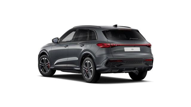 Audi Q5 S edition Competition e-hybrid 270 kW / 367 PK SUV