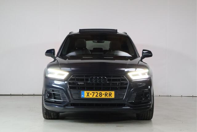 Audi Q5 55 TFSI e Competition | Pano | Sfeer | Trekhaak | Memory | 22" | Dealer Oh