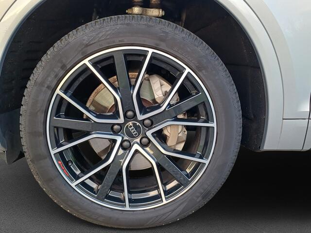 Audi Q5 40 TFSI S edition /Pano/3x S-Line/Trekh/20"/Camera/Soft Hybride/
