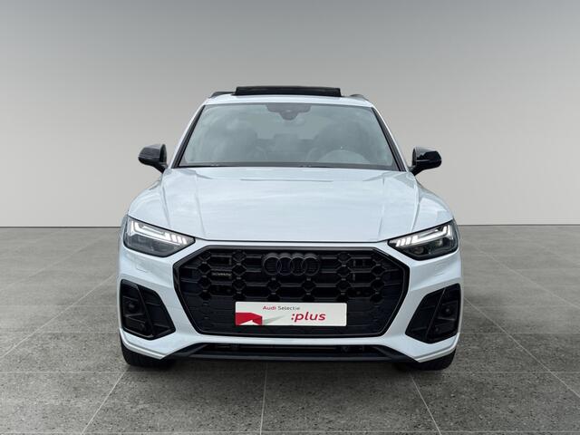 Audi Q5 50 299pk TFSI e S edition Competition Exclusive Kleur | Stoelverwarming voorin | Glazen panoramadak