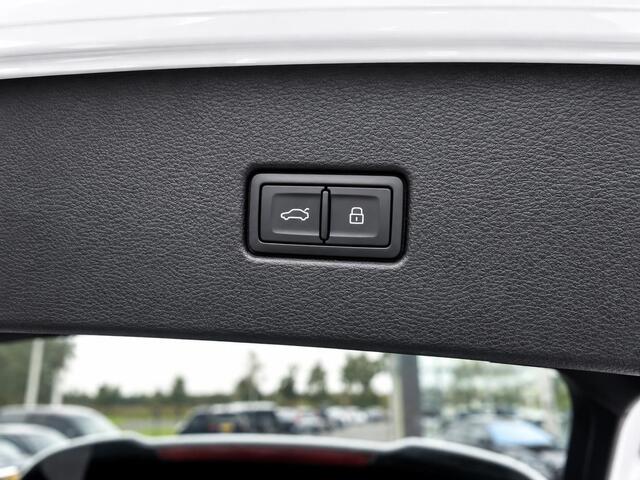 Audi Q5 Sportback 55 TFSI e S edition S Line Head Up Matrix Trekhaak ACC 21 Inch Keyless Camera Massage – foto 10