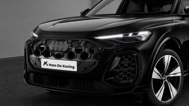 Audi Q5 2.0 TFSI e-hybrid quattro S edition 299 PK · 21" LM Velgen · Tech plus · Glazen panoramadak · Luchtvering
