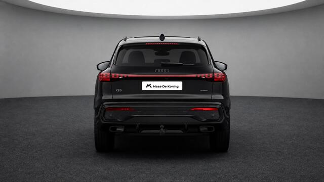 Audi Q5 2.0 TFSI e-hybrid quattro S edition 299 PK · 21" LM Velgen · Tech plus · Glazen panoramadak · Luchtvering