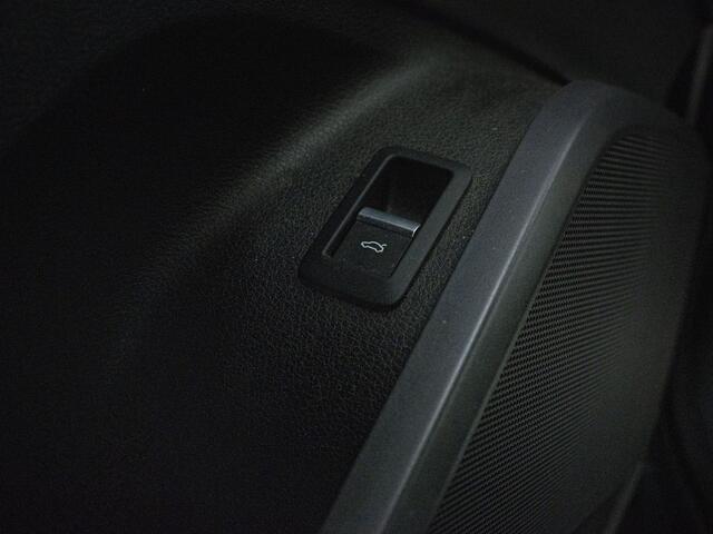 Audi Q5 2.0 TDI quattro Sport Pro Line S | Trekhaak | Airco | Stoelverwarming | Climate Control | Cruise Control | Bluetooth |