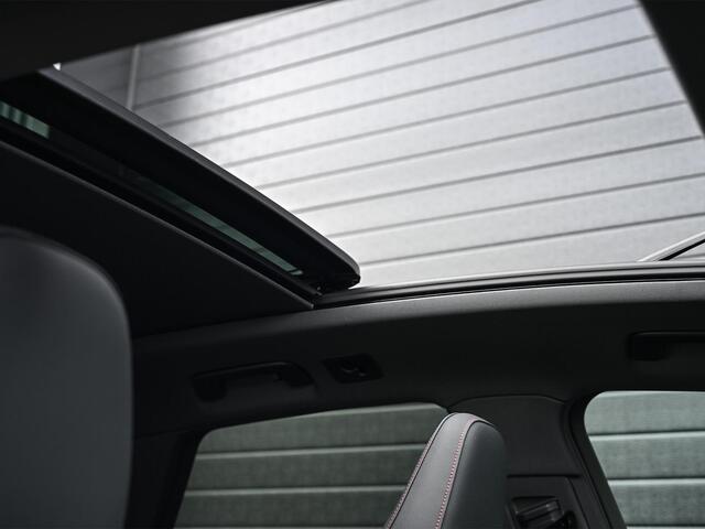 Audi Q5 E-Hybrid quattro 270KW S edition Competition | Panoramadak | 5 Jr Garantie | Luchtvering | B&O | 360 Camera | Adaptive Cruise | Memory Seat | Ambiance Interieur | Stoelverwarming V+A | Stuurverwarming | Trekhaak |