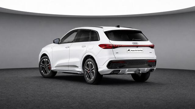 Audi Q5 e-hybrid quattro S edition Competition 367 PK · Head-Up display · B&O Premium 3D · Sportstoel S dynamica/leder