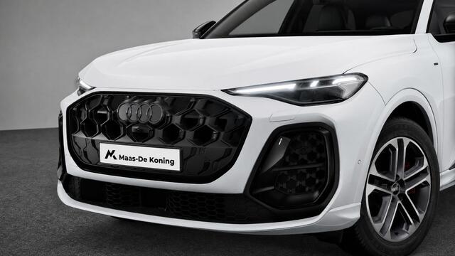 Audi Q5 e-hybrid quattro S edition Competition 367 PK · Head-Up display · B&O Premium 3D · Sportstoel S dynamica/leder