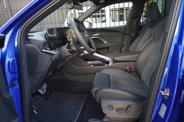 Audi Q5 Sportback 2.0 TFSI e-hybrid quattro S edition Sportback | 299PK | Pano | 360° | 21" | Keyless | S Line | Tech Plus | Audi Q5 Sportback S edition 299 PK Plug-in Hybrid met 2.0 viercilinder, panoramadak, 360° camera, 21-inch lichtmetalen velgen, Keyless Entry, adaptieve LED-koplampen, adaptieve cruise control