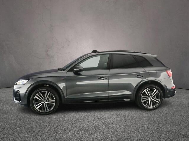 Audi Q5 50 TFSI e S edition Competition | Panoramadak | Trekhaak | 360 camera | Adaptieve Cruise | Leder | Matrix-LED