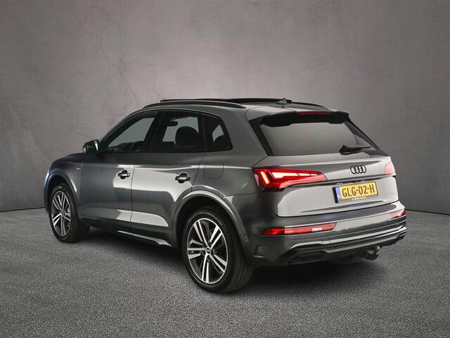 Audi Q5 50 TFSI e S edition Competition | Panoramadak | Trekhaak | 360 camera | Adaptieve Cruise | Leder | Matrix-LED
