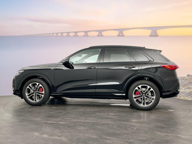 Audi Q5 S edition Competition e-hybrid 270 kW / 367 PK SUV – foto 8