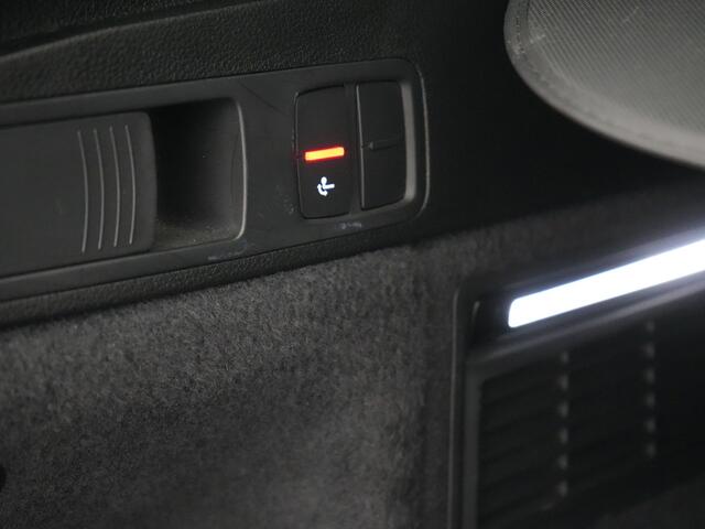 Audi Q5 50 TFSI e Quattro 2x S Line PHEV 300pk | Trekhaak Af Fabriek | Virtual Cockpit | Camera | Sportstoelen Verwarmd | Keyless | Blis | Apple Carplay | Navigatie | DAB | Cruise Control | Plug In Hybrid | – foto 9