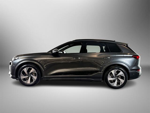 Audi Q6 e-tron S edition quattro 388Pk 100 kWh / | Stoelverwarming voor en achter / Sportstoelen plus voorin / 360 Area view camera / Park assist plus