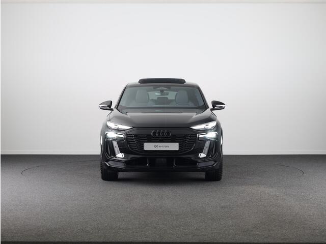 Audi Q6 Sportback e-tron S edition 83 kWh | Adaptive cruise control | Key-less entry | Omgevingscamera's | Panoramadak |
