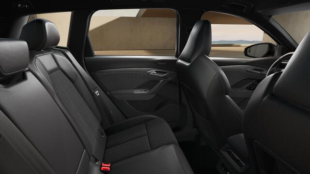 Audi Q6 e-tron S edition performance 100 kWh | Adapative airsuspension | Oled achterlichten | Omgevingscamera's | Comfortsleutel | MMI bijrijdersscherm |