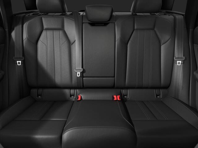 Audi Q6 e-tron S edition 83Kwh 252 pk SUV | Tech pakket plus | Glazen panoramadak | Lederen bekleding | Privacy glas |