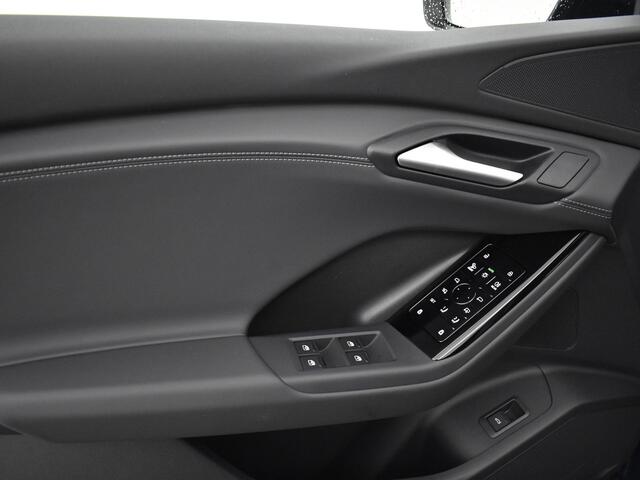 Audi Q6 e-tron Launch edition quattro 100Kwh 388 PK · Panorama dak · Assistentiepakket Veiligheid · Tech Pro