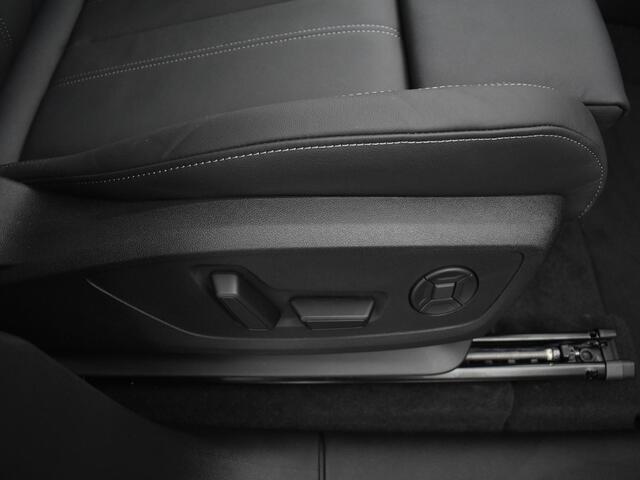 Audi Q6 e-tron Launch edition quattro 100Kwh 388 PK · Panorama dak · Assistentiepakket Veiligheid · Tech Pro