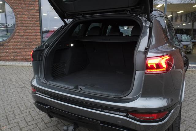 Audi Q6 e-tron S edition performance 100 kWh Trekhaak, Luchtvering, Head-up dis