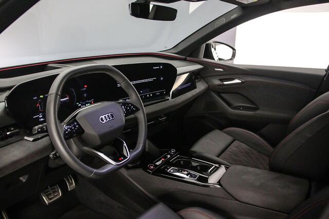 Audi Q6 SQ6 e-tron quattro 100 kWh | Trekhaak | B&O | Headup | Oled | Carplay | 360 Camera | MMI pro | Matrix |