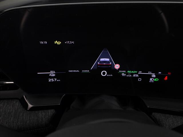 Audi Q6 e-tron S edition performance 100 kWh 306pk | Pack Tech Pro | Luchtvering | Stuurverwarming | MMI Bijrijdersscherm