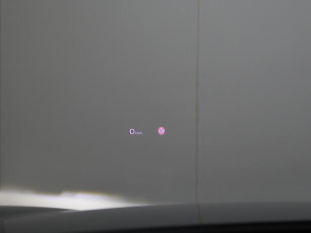 Audi Q6 e-tron S edition 100 kWh | 388 PK | SoH 97% | Head Up display | Stuurwielverwarming | Achteruitrijcamera | Adaptieve Cruise Control | Elektrische stoelen |