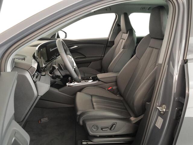 Audi Q6 e-tron Advanced edition e-tron perf 225kW/306pk 100Kwh Ha Tech Plus pakket, sportstoelen met leder, bumpers in kleur carrosserie, omgevingscamera's