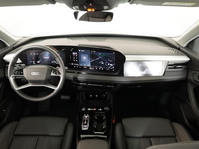Audi Q6 e-tron Advanced edition perf 306pk 100Kwh | Tech plus | Sportstoel zwart leder-kunstl | Volledig in carrosseriekleur | Omgevingscamera's |