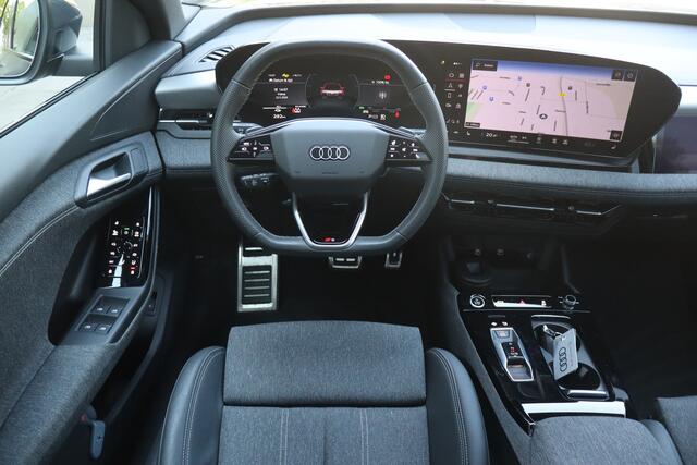 Audi Q6 e-tron Launch edition 83 kWh - NL- Auto!! Mem. Seats I Dode Hoek I Pano