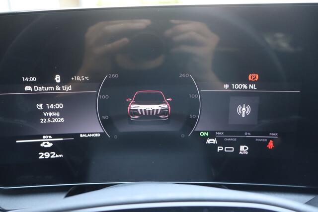Audi Q6 e-tron Launch edition 83 kWh - NL- Auto!! Mem. Seats I Dode Hoek I Pano