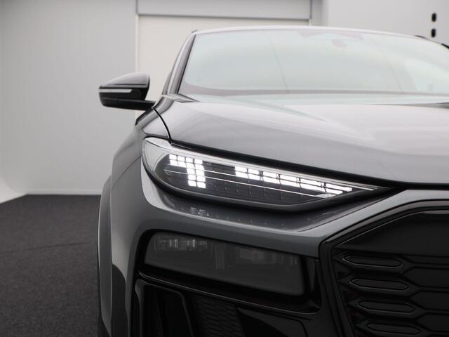 Audi Q6 Sportback e-tron | S edition | performance 100 kWh | 21 inch | Privacy glas | Trekhaak | Panoramadak | Luchtvering